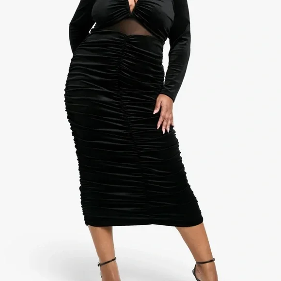 Black Ruched Pencil Midi Dress for Cocktail NWT - Picture 1 of 8